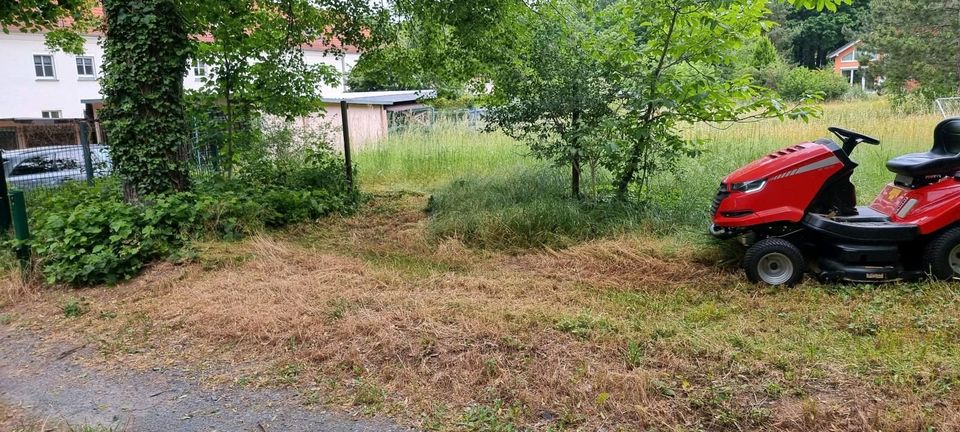 Gartenpflege , Winterdient , Gebäudereinigung ,Parkplatzreinigung in Dresden