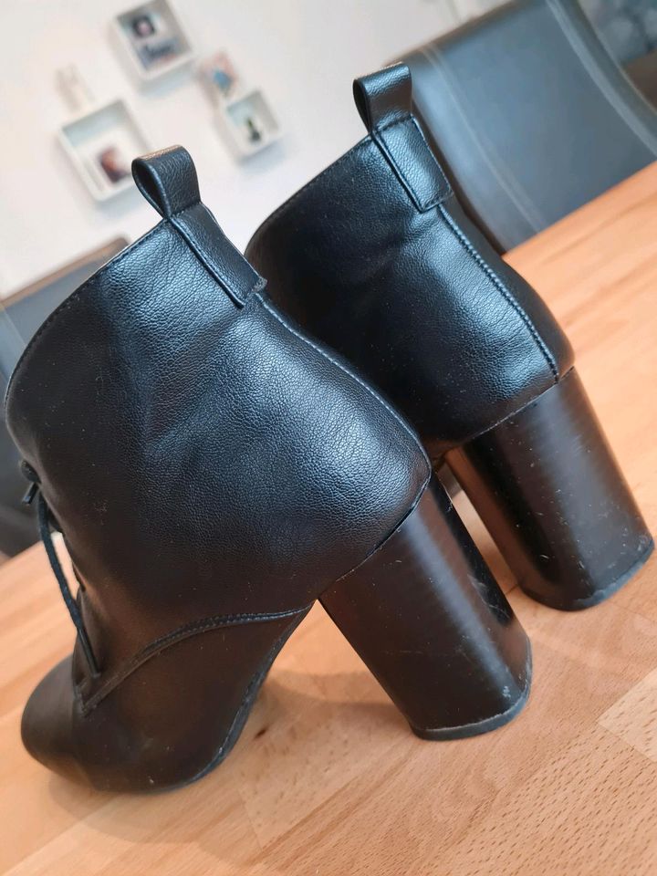 Damen Stiefeletten in Nürnberg (Mittelfr)