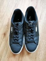 Puma Sneaker Soft foam Gr. 40.5 schwarz Hessen - Münzenberg Vorschau