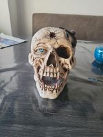Suche diesen Totenkopf Skull Skorpion Einschussloch Vampir Niedersachsen - Clausthal-Zellerfeld Vorschau