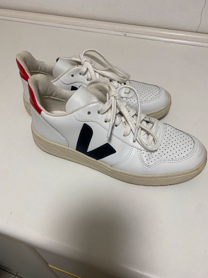 Veja 39 v10 weiß blau rot Sneaker  wie neu in Dortmund