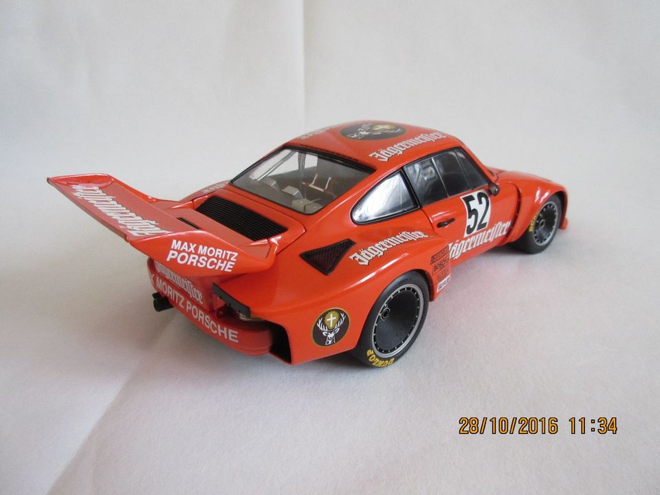 Exoto 1:18 Porsche Geschenkset in Dortmund