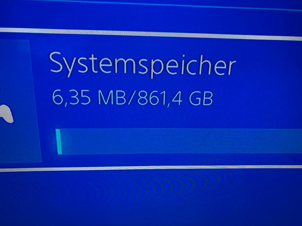 PlayStation 4 1TB FW 11.00 JB-fähig, neue Wärmeleitpaste, leise! in Berlin