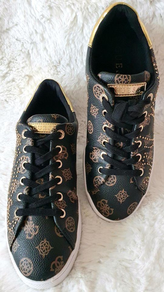 Guess Sneaker Schuhe gr 40 braun gold weiß in Bremen