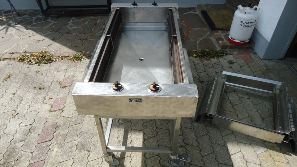 mobiler Suprema Steckerlfischgrill Gasgrill in Neufahrn