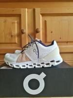 ON Cloudstratus Cloud Laufschuhe 37 Weiß Damen Bayern - Fürstenfeldbruck Vorschau