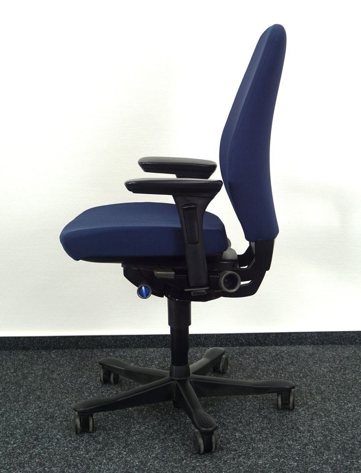 Kinnarps 9000 Bürostuhl, Schreibtischstuhl blau Gepolstert in Mehringen