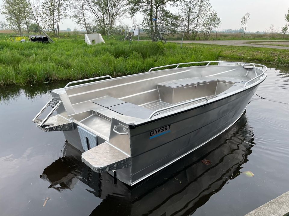 QWEST R500 mit 50PS Tohatsu Aluboot Freizeitboot Angelboot in Münchsmünster