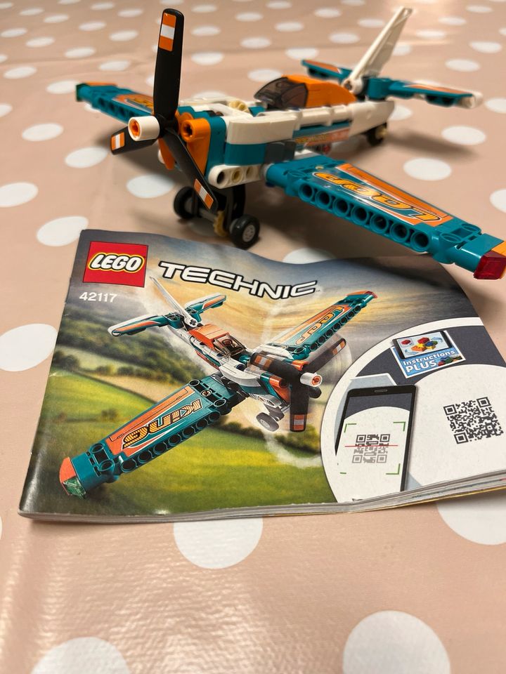 Lego Technik Flugzeug mit Anleitung in Reute im Breisgau