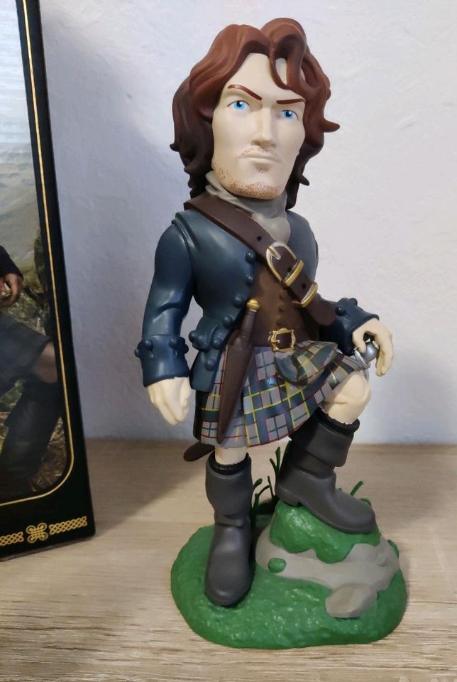 Outlander Jamie Fraser Vinyl Figur Cryptozoic Sassenach Lallybro in Barsbüttel