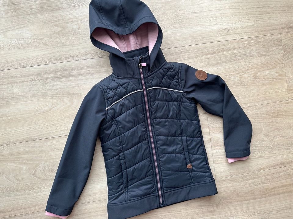 Topolino Yigga❤️ Jacke Softshell Softshelljacke Steppjacke Gr.116 in Freital