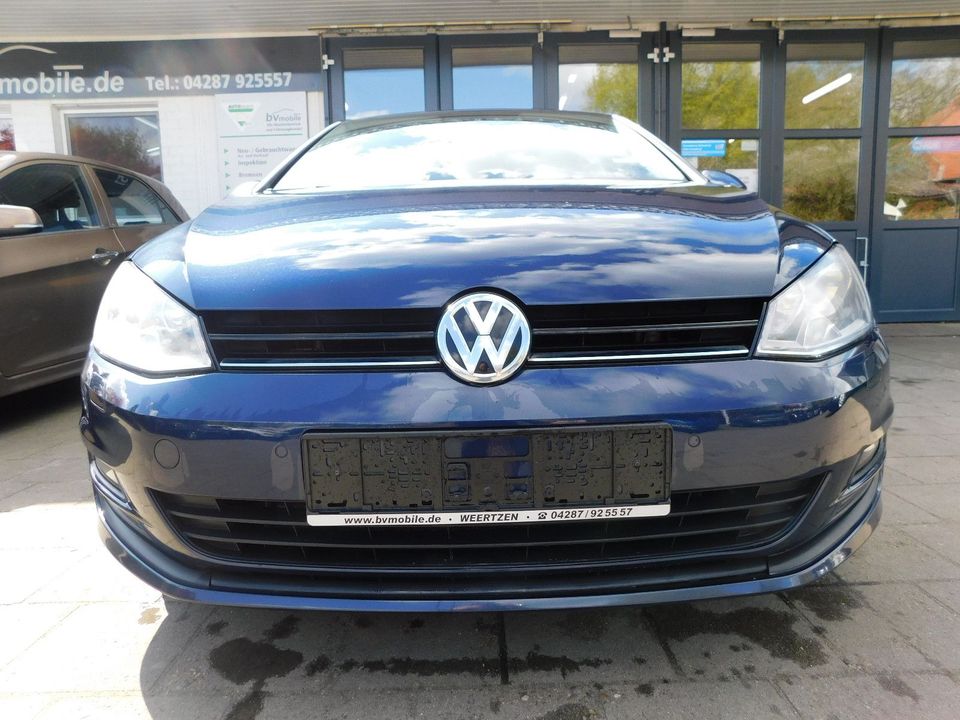 Volkswagen Golf VII Lim. Comfortline BMT in Heeslingen