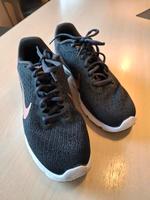 Nike Sneaker Airmax Gr. 40.5 Nordrhein-Westfalen - Borken Vorschau