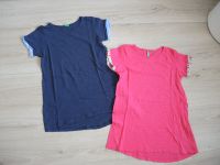 2 T-Shirts von benetton in Gr. 128 pink und blau Bayern - Bobingen Vorschau