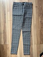 Zara Hose Gr. M - neu!! Niedersachsen - Wittmund Vorschau