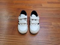 Adidas * Turnschuhe * Sneaker * 30 * weiß Stuttgart - Feuerbach Vorschau