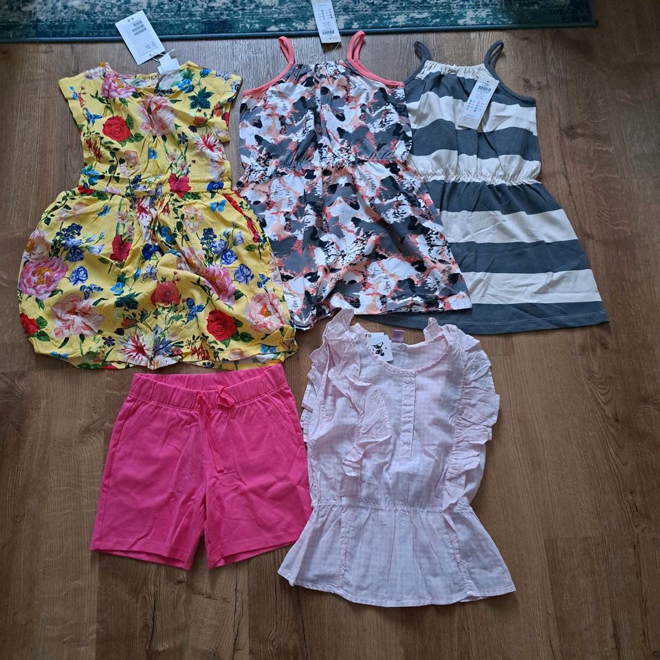 Neue Shorts, Kleider v. H&M, Name it, Bluse Dopo in Fulda