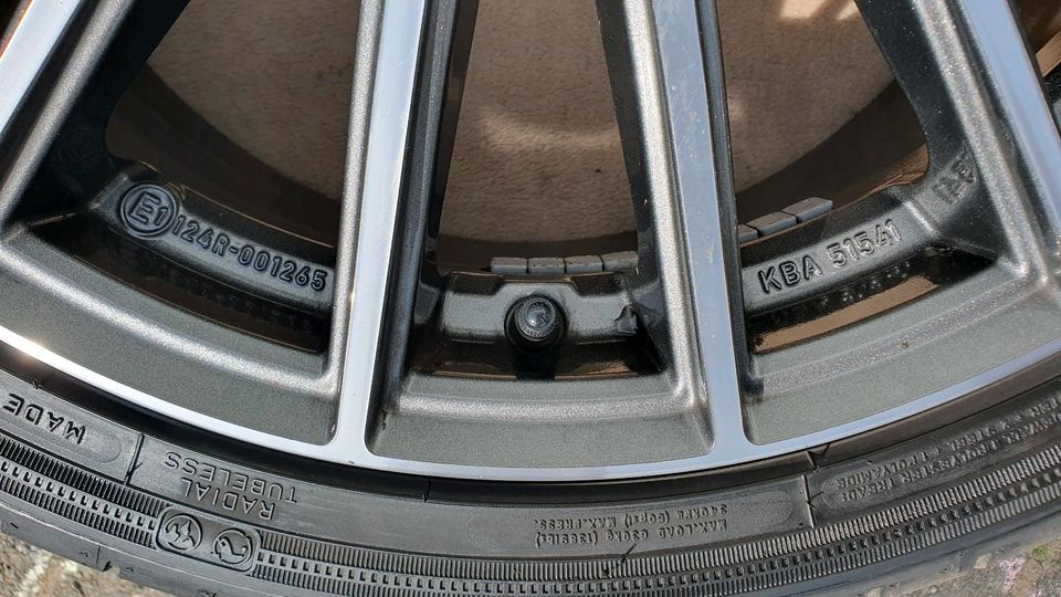 AEZ STEAM 7,5 x 18 ET51 5x112 225 40 Goodyear VW SKODA polished in Ruppichteroth