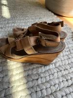 Wenig getragene Wedges Absatz Schuhe Keil, Leder 36 Mango Baden-Württemberg - Rastatt Vorschau