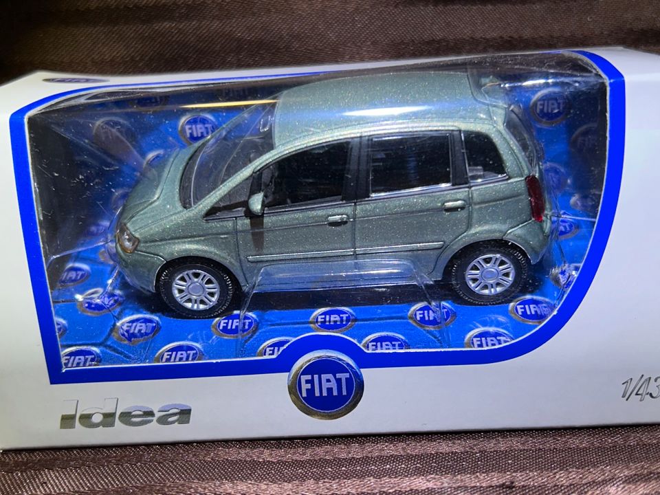 FIAT IDEA MODELLAUTO IN M 1:43 OCP in Filderstadt