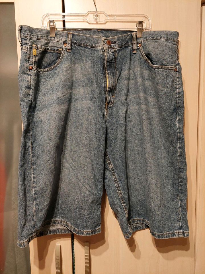 Jeans Shorts in Ostfildern