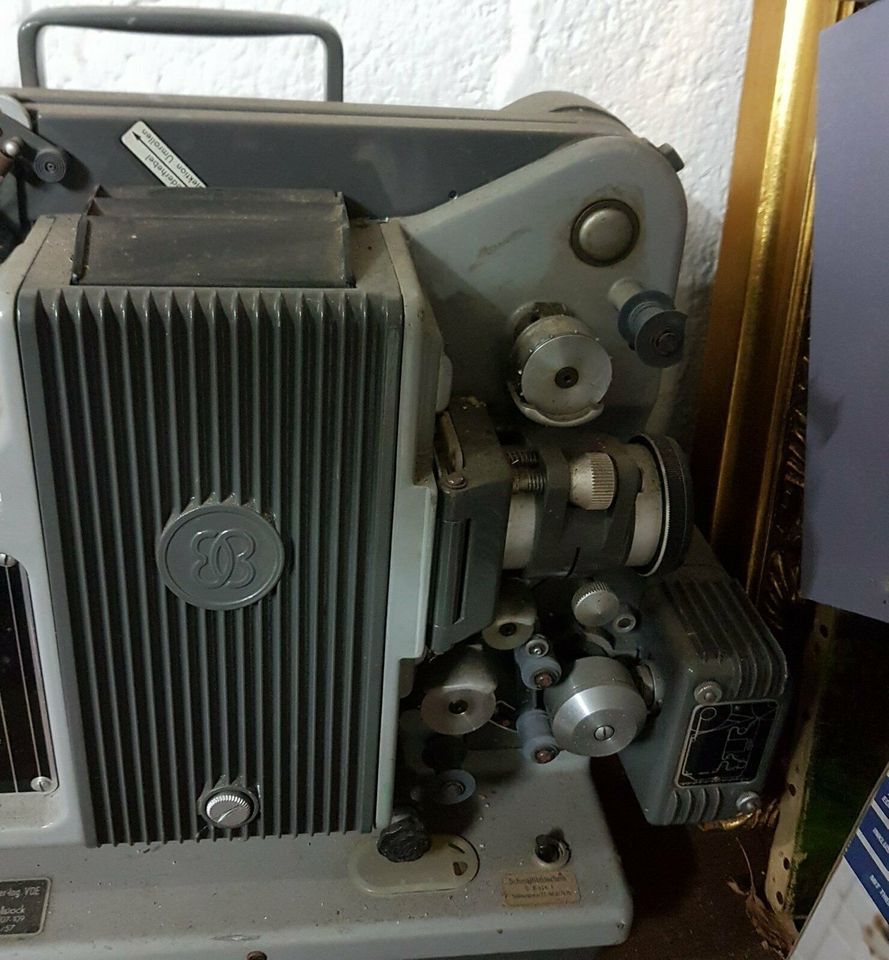 Projektor, rares altes Sammlerstück, Filmprojektor in Elsdorf
