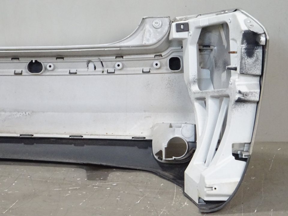 Ford Focus Limousine Stoßstange 4M51-A17A894-A hinten 2004-2007 in Bochum