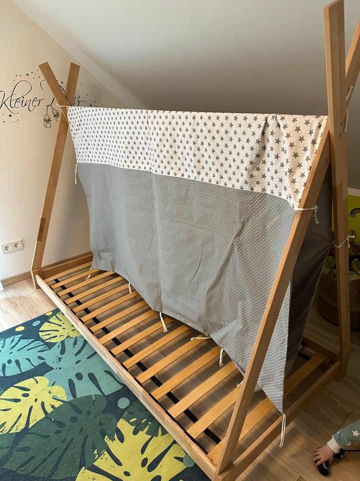 Tipi Bett Kinderbett Naturholz 90x200 cm mit Überwurf Zelt in Oberderdingen