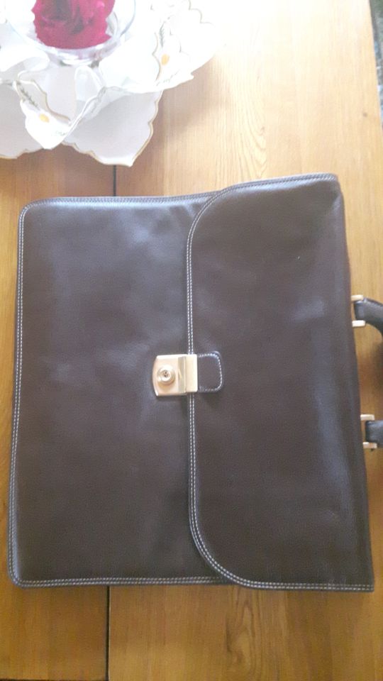 Leder Tasche in Lehrensteinsfeld