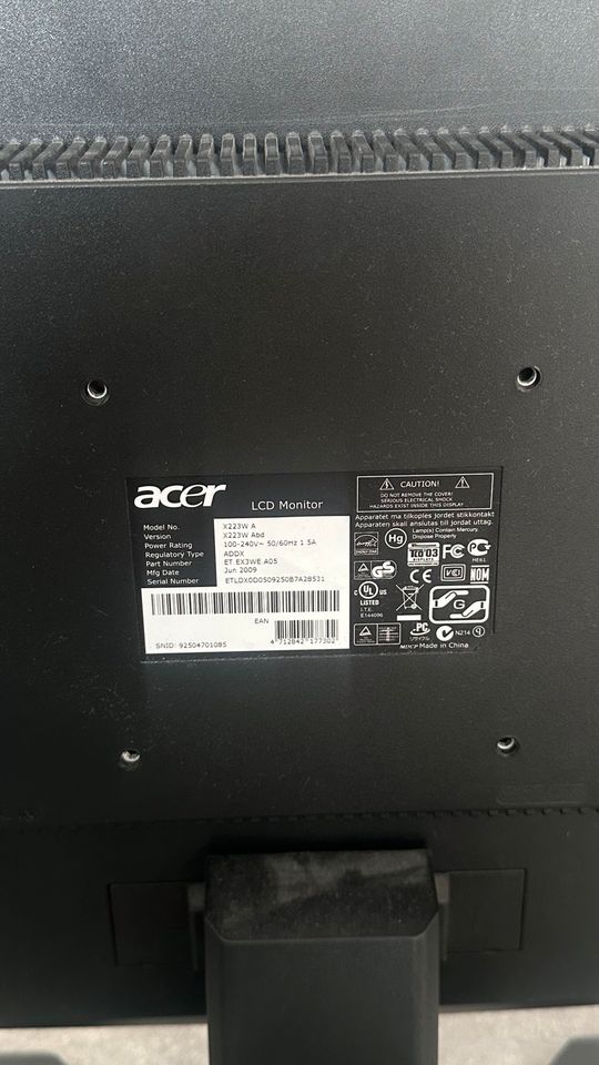 Acer  22 Zoll LCD Monitor in Unterföhring