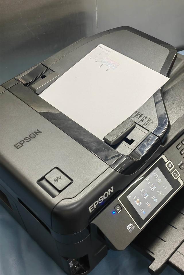 Epson WF-7610 - funktionsfähig - A3 Drucker, Scanner, Kopierer in Fürstenfeldbruck