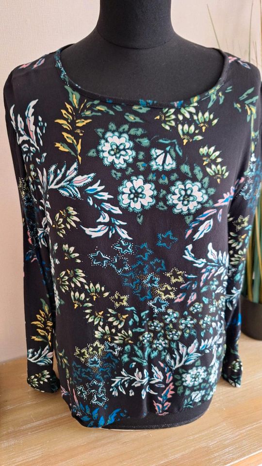 Bluse mit Floralprint von H&M in Köln