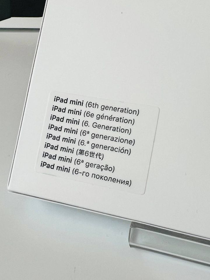 Apple iPad mini 6. Generation Smart Folio Bookcover Hülle Schwarz in Igensdorf