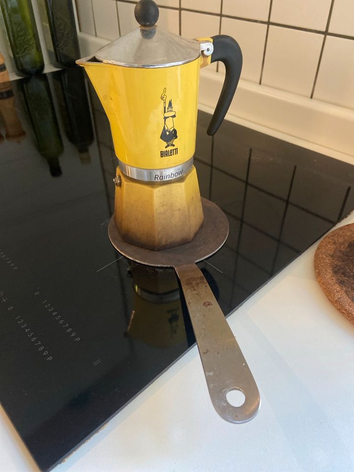 Bialetti Espressokocher 6 Tassen gelb in Berlin