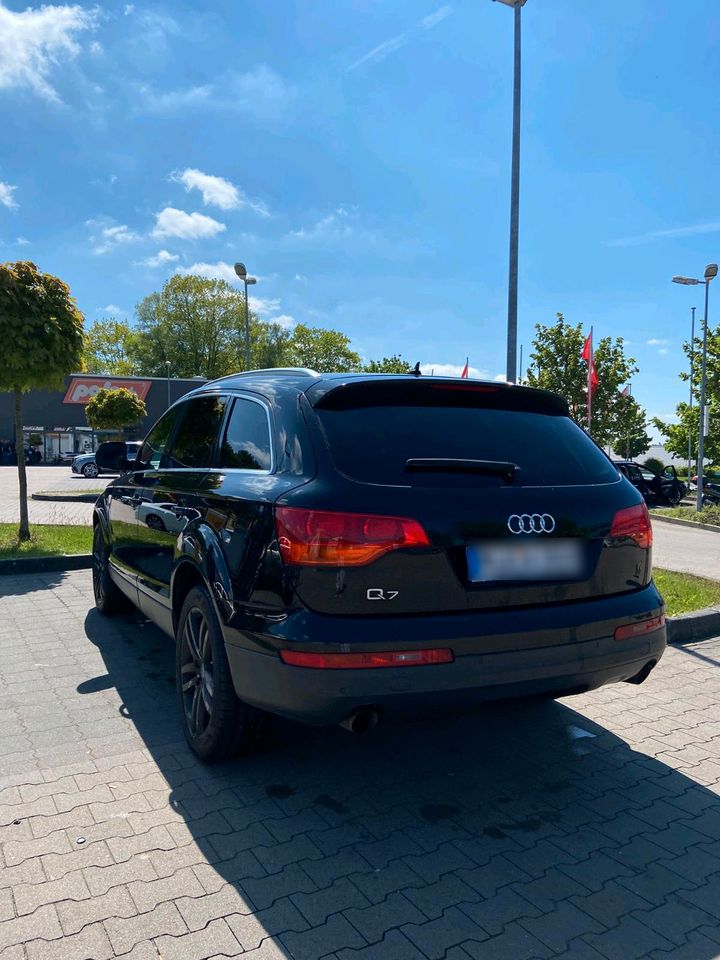 Audi Q7 3.0 TDI Quattro 7 Sitzer in Schönkirchen