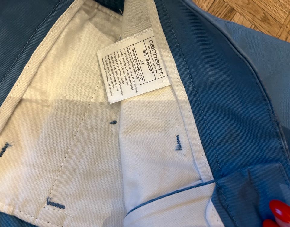 CARHARTT Short blau / NEU / Gr.31 in Kassel