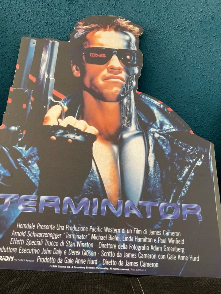 Aufsteller Figur Terminator Predator Commando Schwarzenegger Kino in Chemnitz