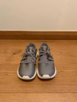 Adidas Sneaker Größe 39 1/3 Silber grau Berlin - Köpenick Vorschau