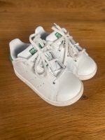 ADIDAS STAN SMITH Babyschuhe Größe 20 Nordrhein-Westfalen - Bad Lippspringe Vorschau