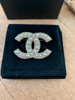Chanel Brosche Perlen Gold Schleswig-Holstein - Handewitt Vorschau