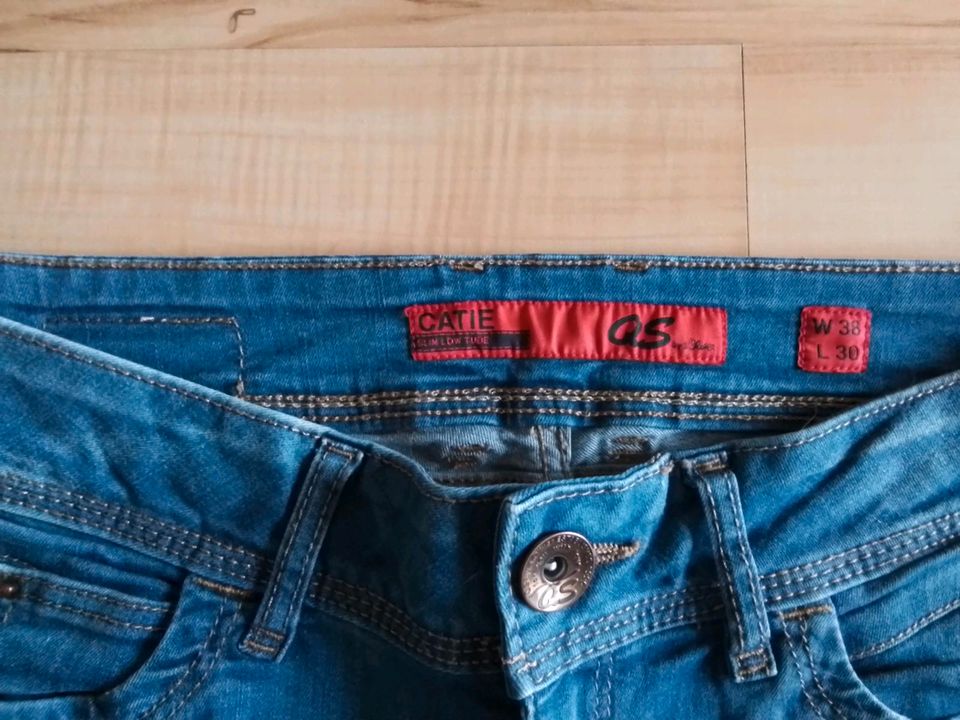 Jeans blau von QS by S.Oliver in Gr. 38 L30 in Großsolt