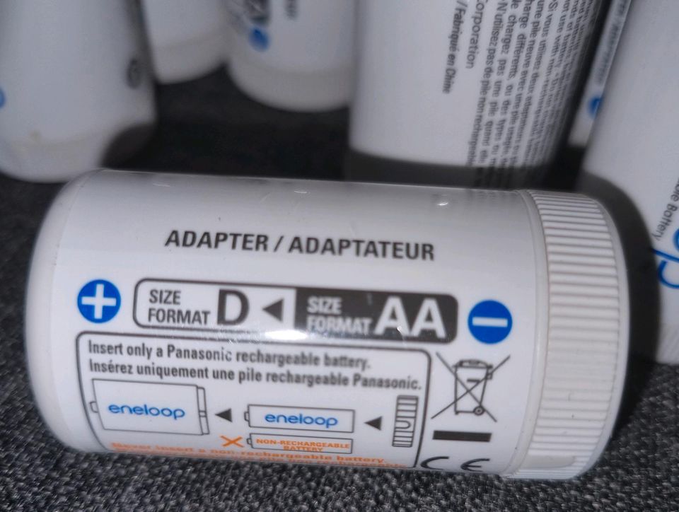 3 x eneloop Panasonic Mono D Akku Batterie Adapter für je 2 x AA in Neuendeich