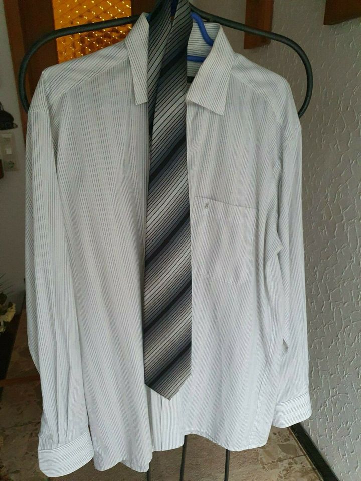 Herren Hemd Anzug weiß Krawatte eterna C. Berg engbers Gr. 39 40 in  Nordrhein-Westfalen - Lünen | eBay Kleinanzeigen ist jetzt Kleinanzeigen