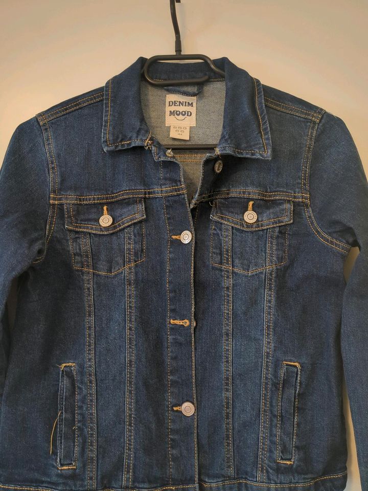 Jeansjacke Gr 152 in Steinhagen (Vorpommern)