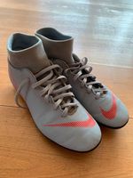 Nike Fußballschuhe Gr. 40,5 / US 7,5 Bayern - Pirk Vorschau