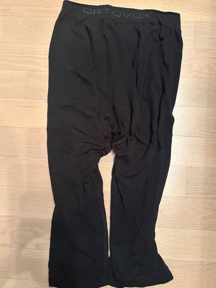 Ortovox 120 Comp Light Short Pants Men black raven Gr.S in München