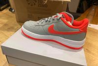 Nike Air Force 1  38 NEU OVP grau weiß Crimson Baden-Württemberg - Sindelfingen Vorschau