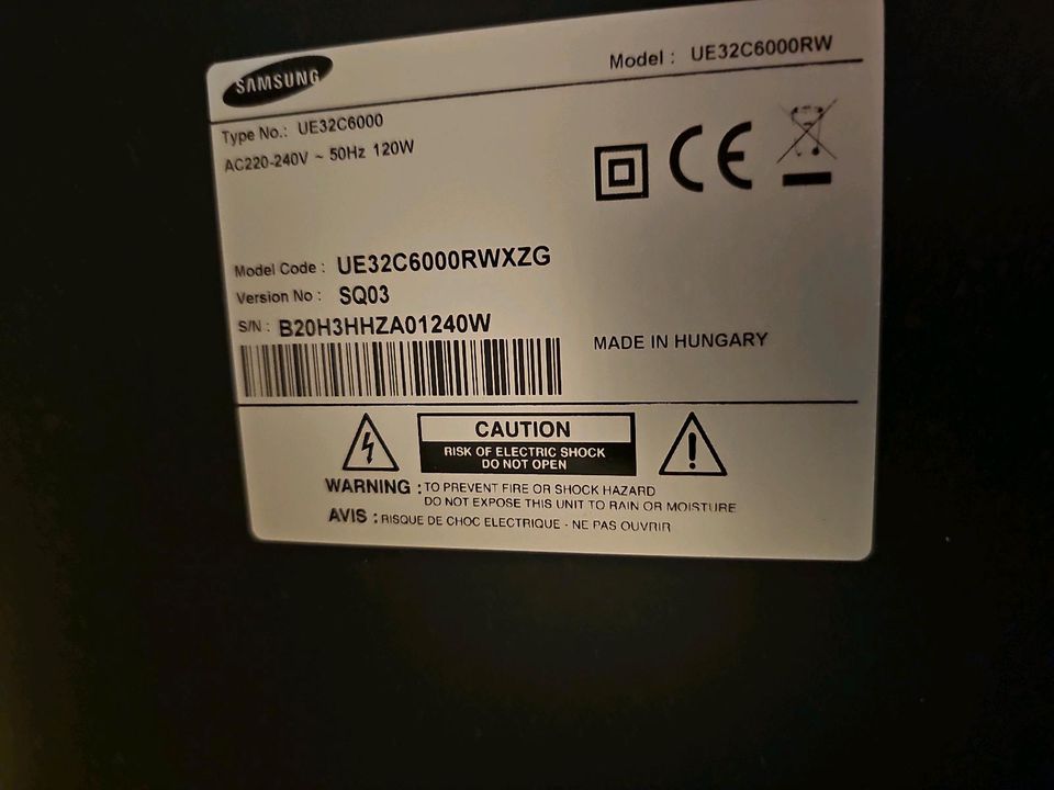 Samsung Fernseher 32 Zoll UE32C6000 SQ03 in Dresden