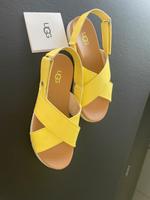 UGG Sandalen Gr. 36 sehr gut erhalten Baden-Württemberg - Wangen im Allgäu Vorschau