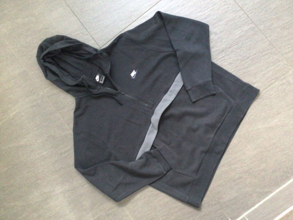 Nike Sweatshirt Größe XL in Hilter am Teutoburger Wald